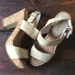 Rosegold Tanya high suede platform sandal